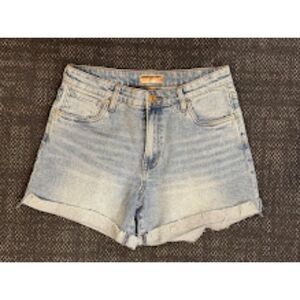 KUT From the Kloth Jane High Rise Short